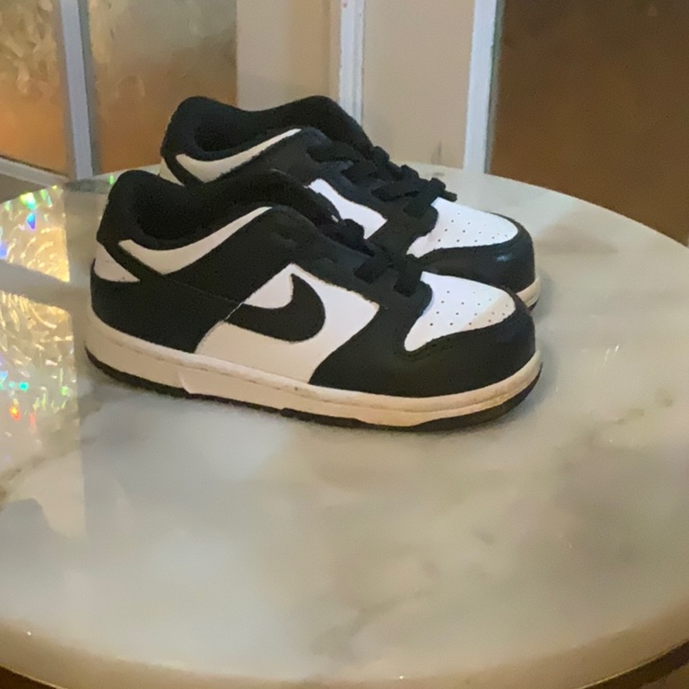 Nike Kids Low-Top Sneakers - Black/White